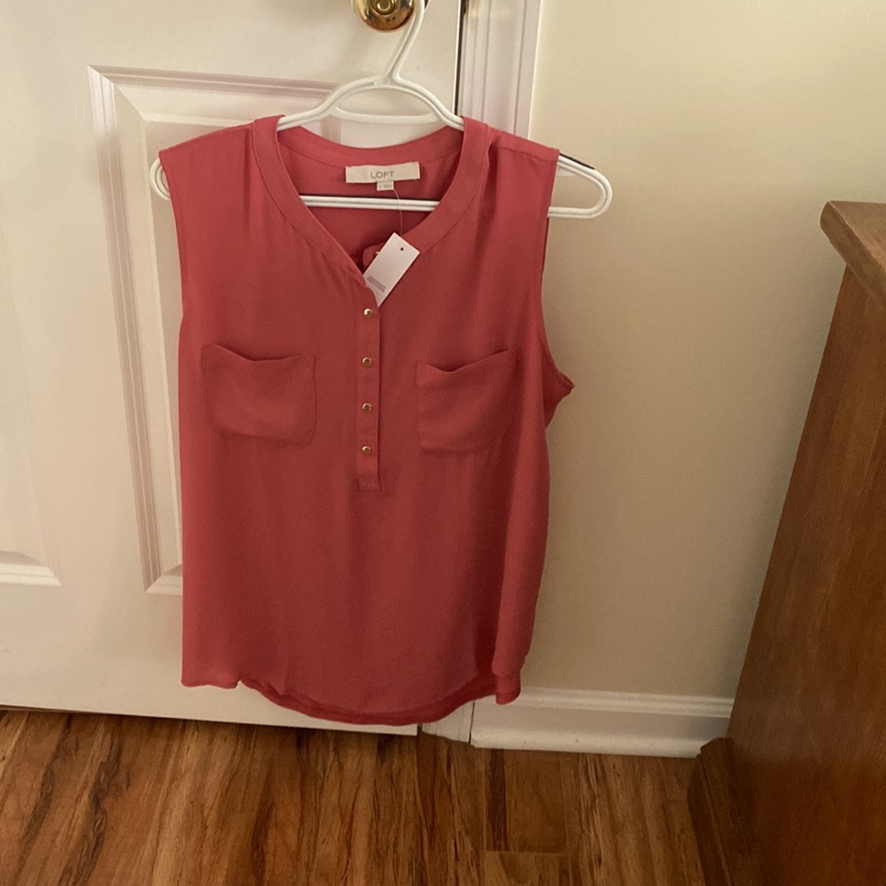 Sleeveless top